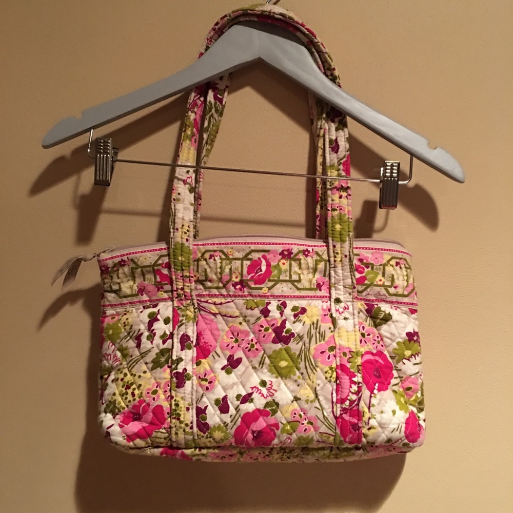 Vera Bradley Bag Make Me Blush Retired Pattern - Picture 6 of 6